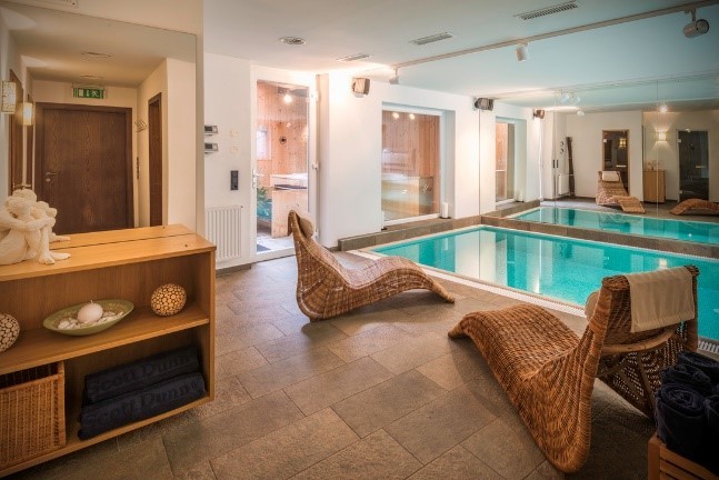 Pool at Chalet Artemis