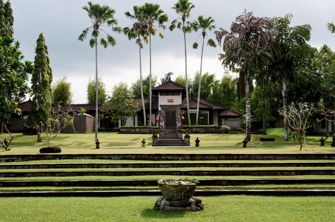Chedi Club