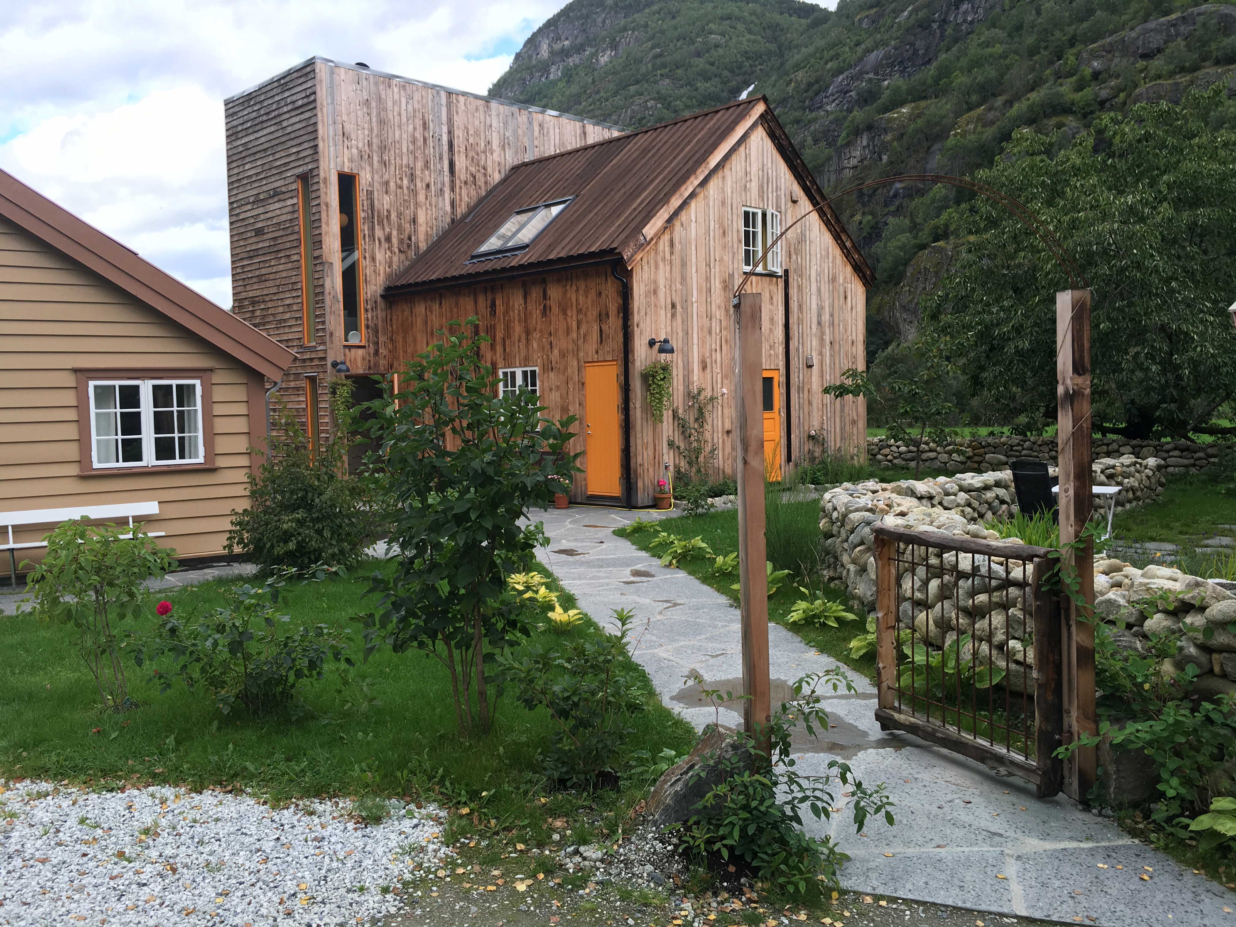 29/2 Aurland